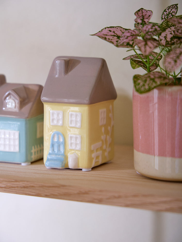 Ceramic deco house