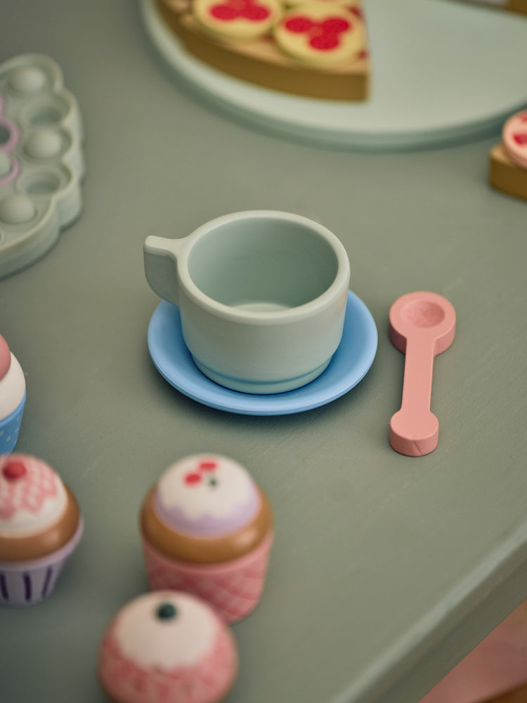 Toy teacup set