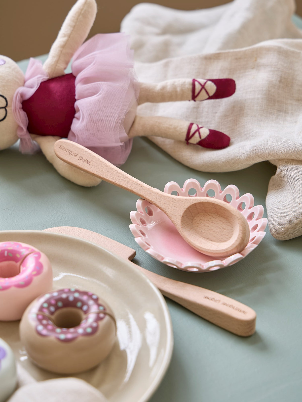 Toy spoon