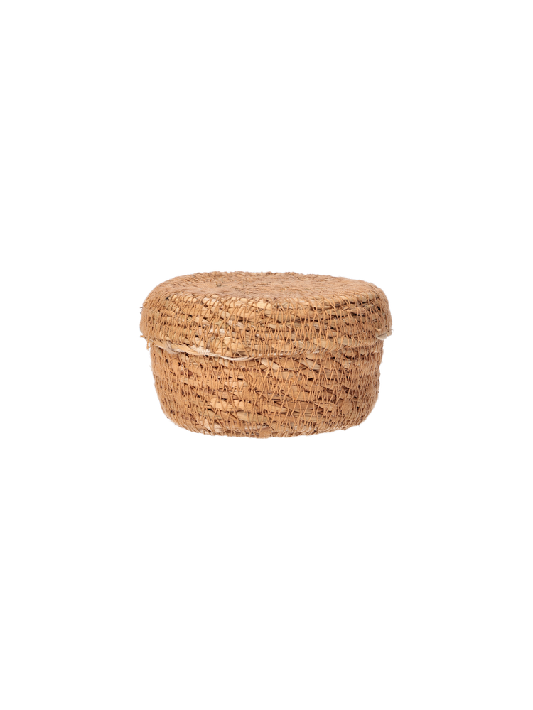 Basket with lid
