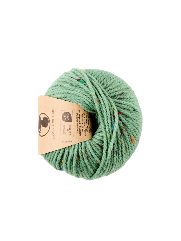 Wool blend tweed yarn