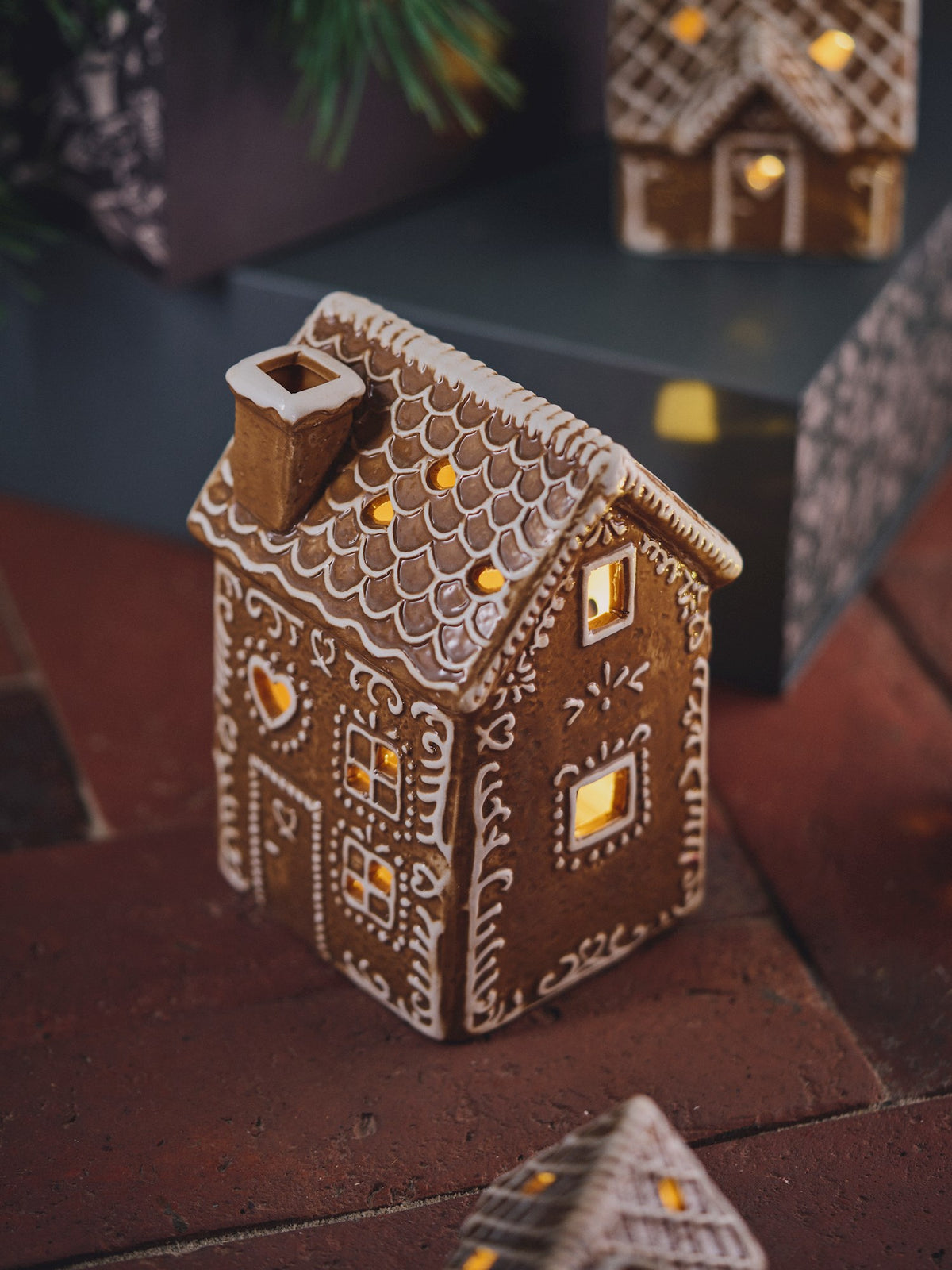 LED gingerbread house