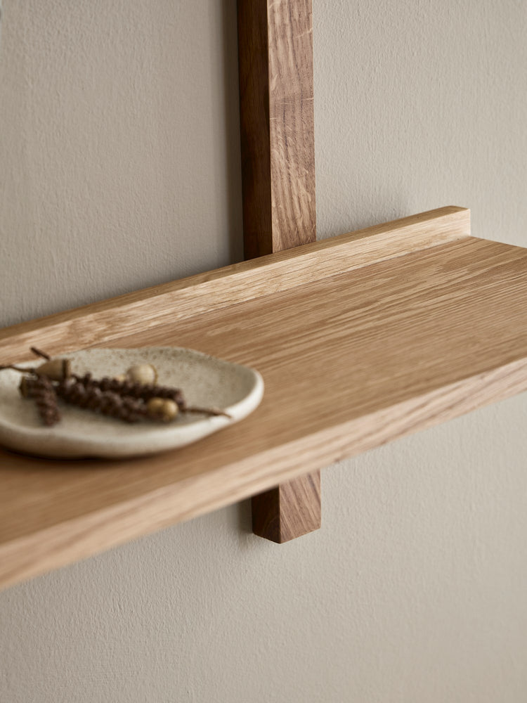 Wall shelf