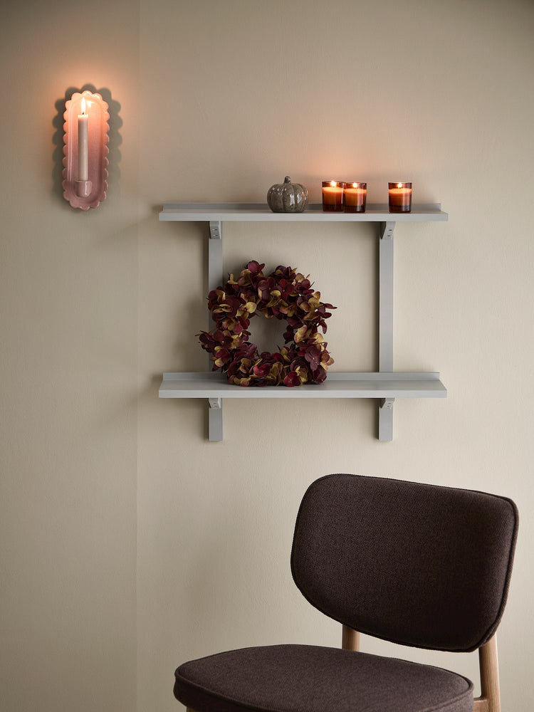 Wall shelf