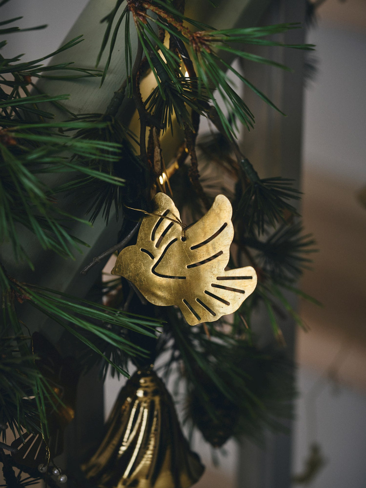 Christmas ornament bird