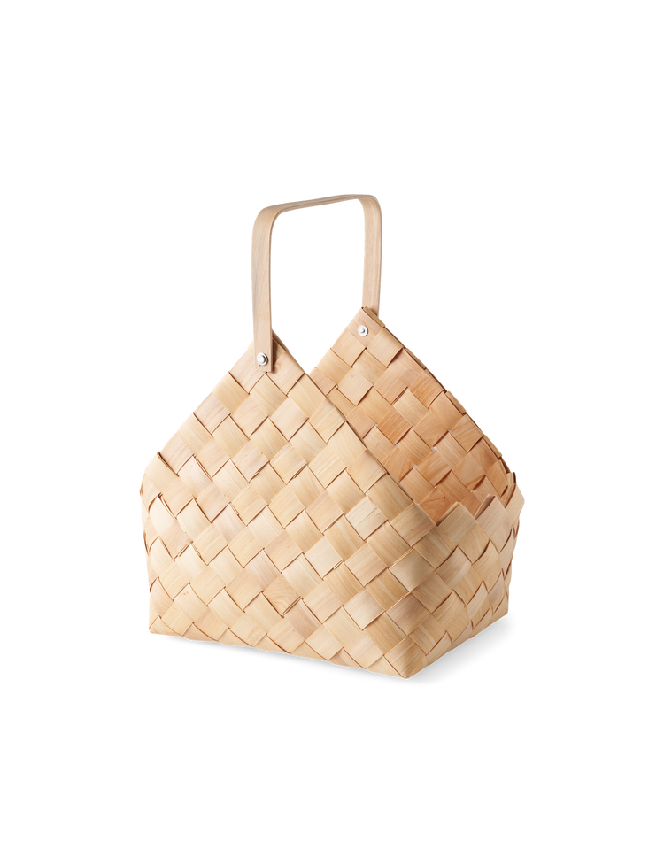 Basket with handle